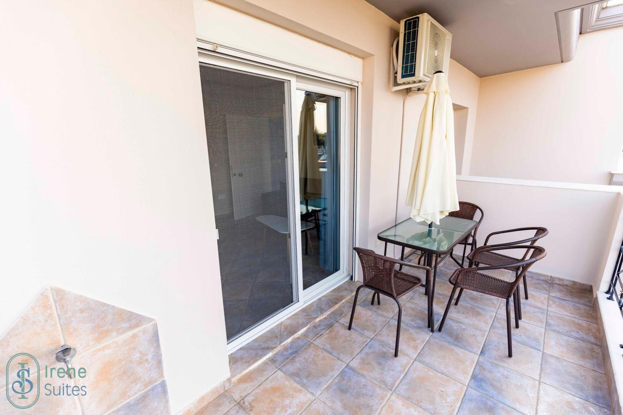 Irene Suites Nea Moudania Exterior foto