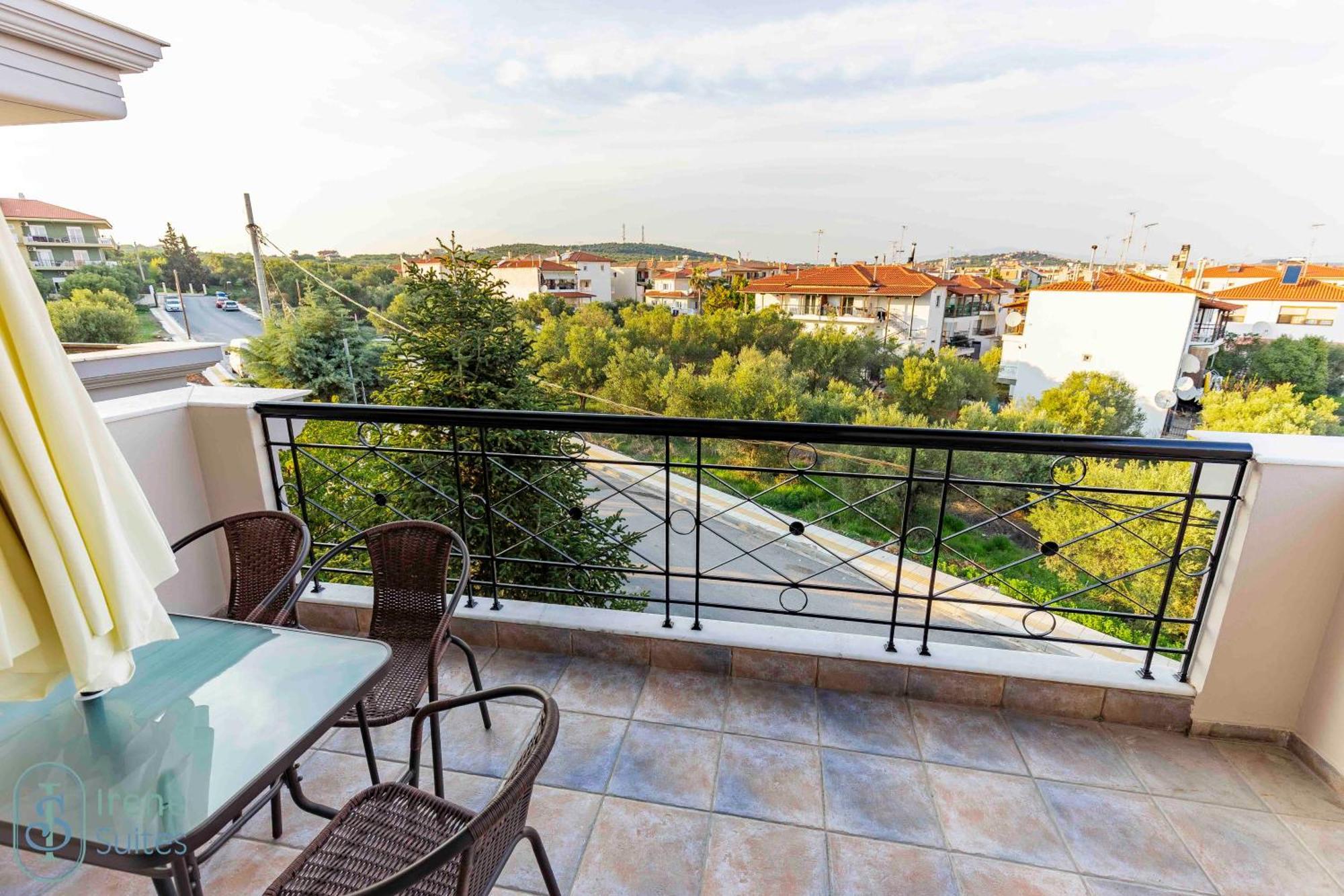 Irene Suites Nea Moudania Exterior foto