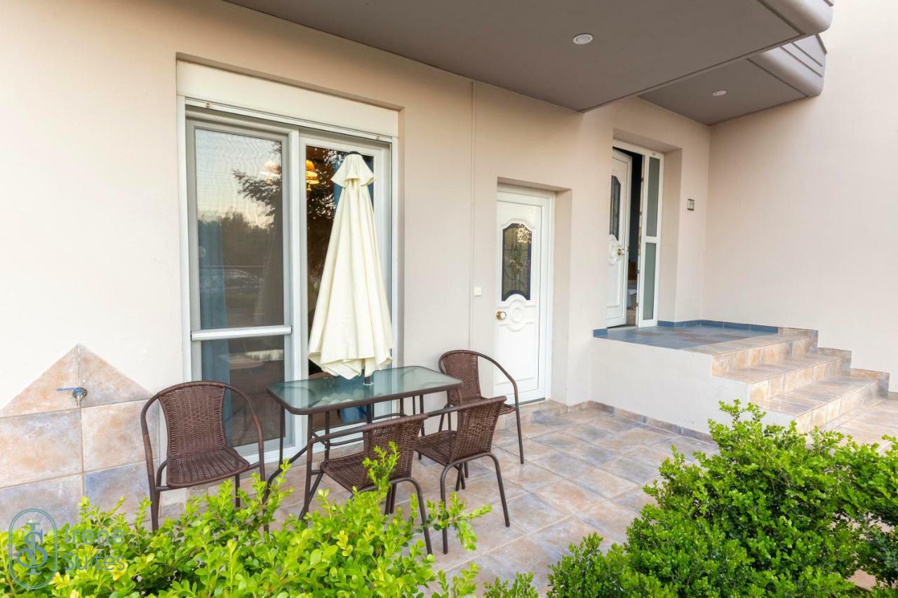 Irene Suites Nea Moudania Exterior foto